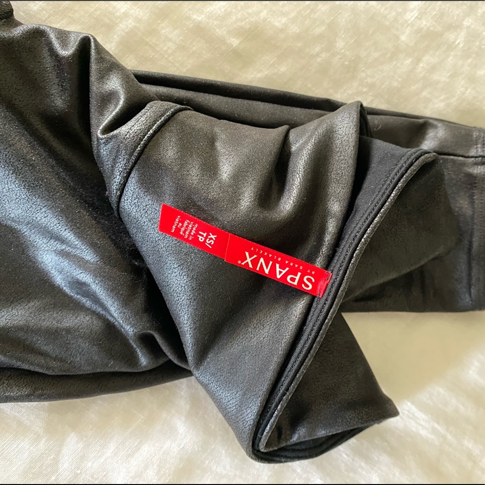 Faux leather Spanx leggings - size XS
